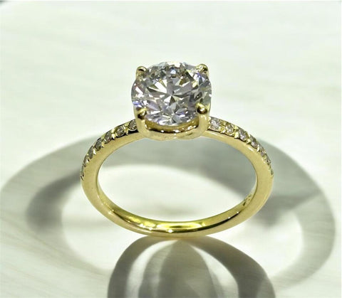 Diamond rinmg