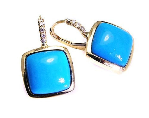 Turquoise earrings .