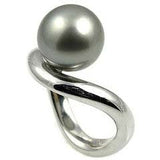 Black Pearl Ring .